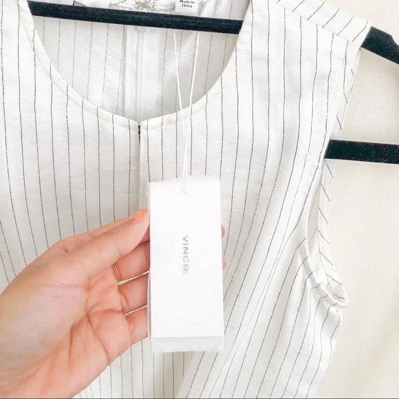 NEW Vince Sleeveless Striped Tie Front Top - Picture 4 of 6